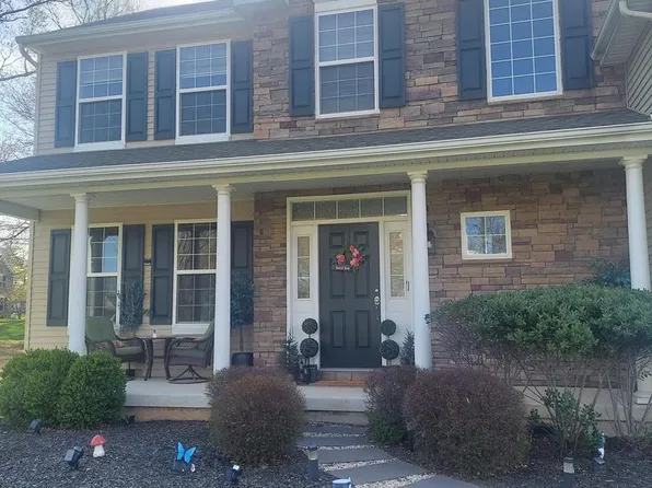 400 Buttonwood Ln, Oxford, PA 19363