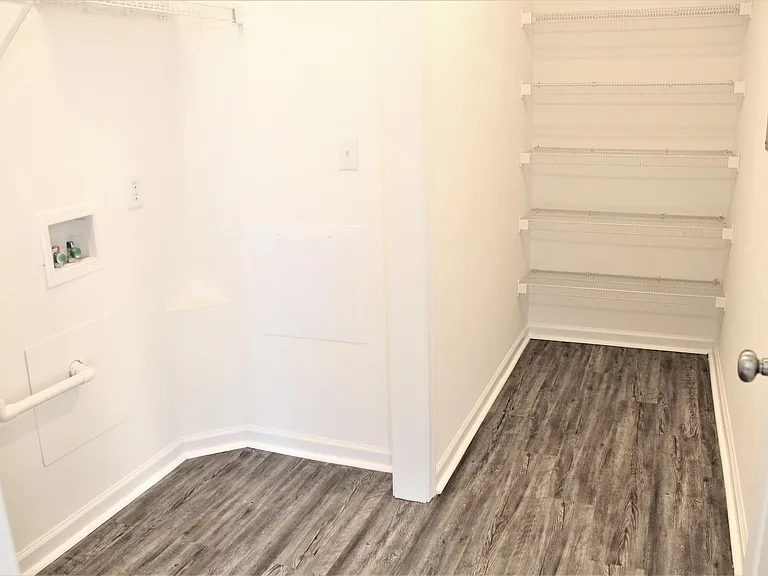 1306 Jessica St — Photo 35
