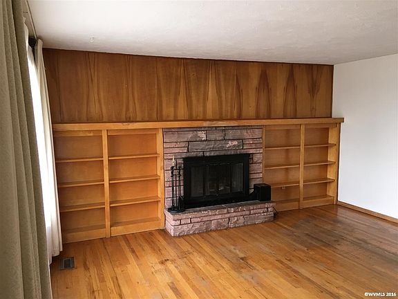 4th image of 542 Connecticut Ave SE