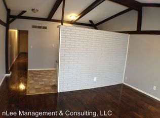 1889 190th Rd APT 1, Wathena, KS 66090