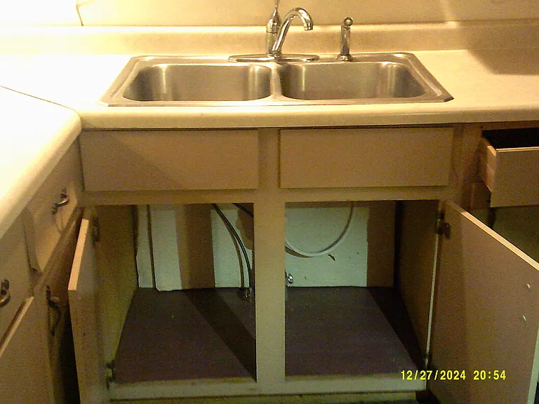 1433 E Main St #1 — Photo 24