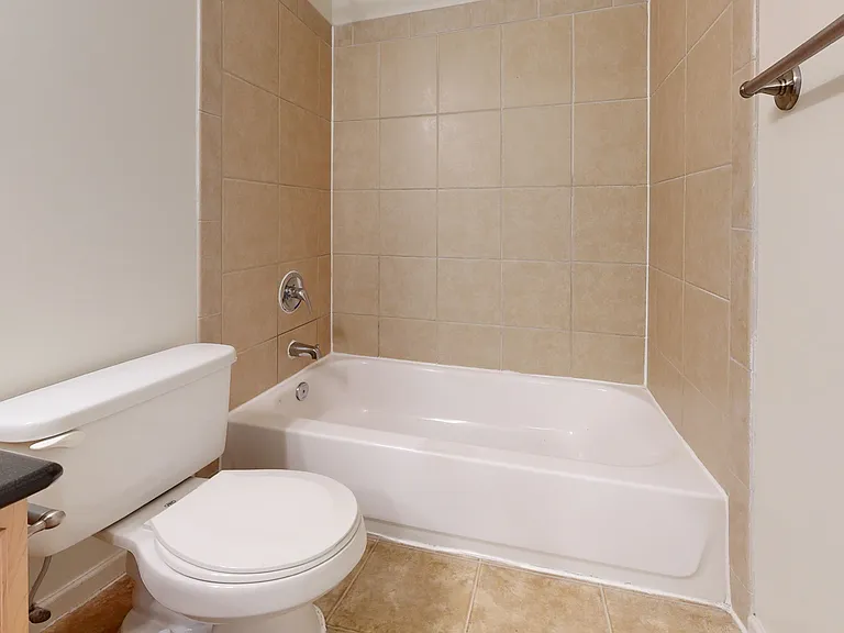 Gayton Pointe Townhomes — Photo 53
