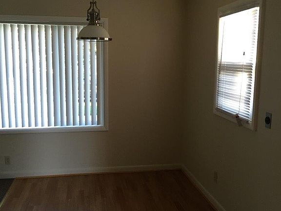 4th image of 402 S 17th Ave #408