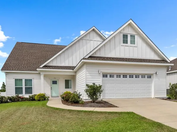 134 Leaf St, Midland City, AL 36350