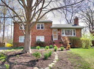 4237 Berritt St, Fairfax, VA 22030