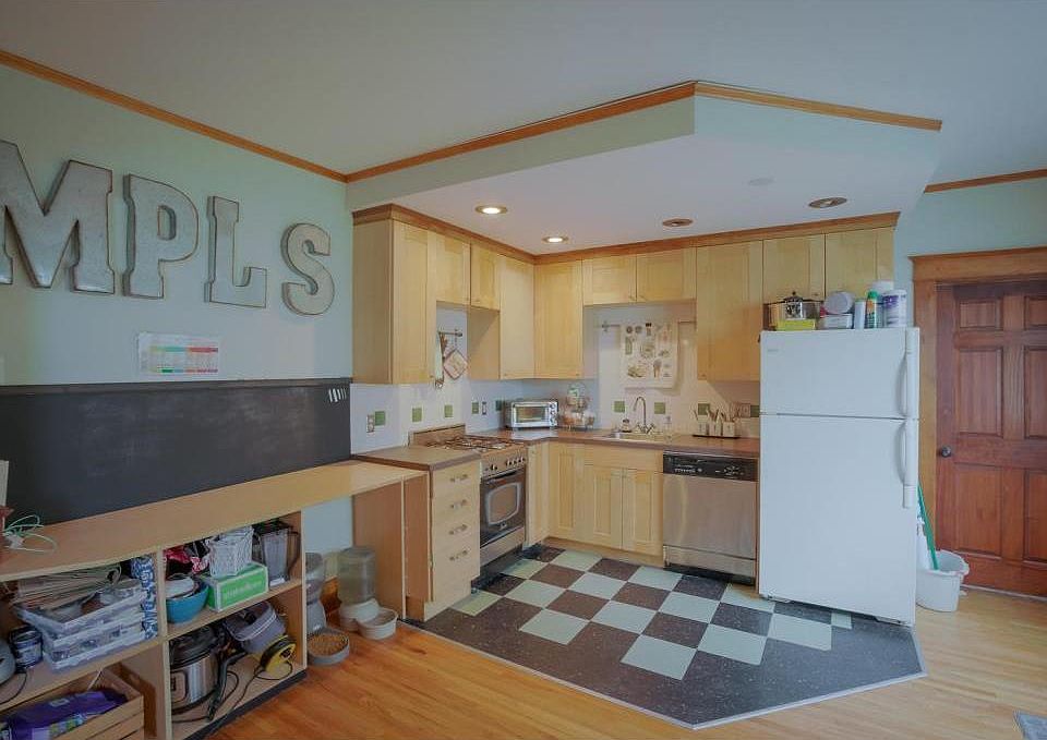 1st image of 3205 Grand Ave S #2