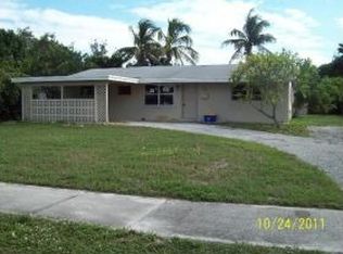 724 Laurel Dr, Lake Park, FL 33403