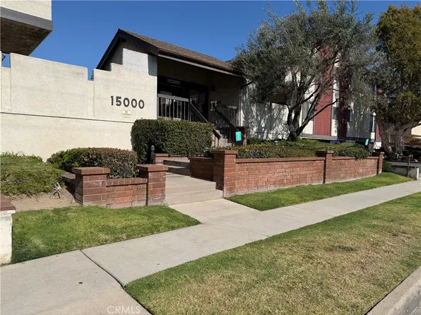 15000 Halldale Ave APT 210, Gardena, CA 90247
