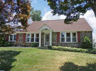 342 Valley Rd, Langhorne, PA 19047