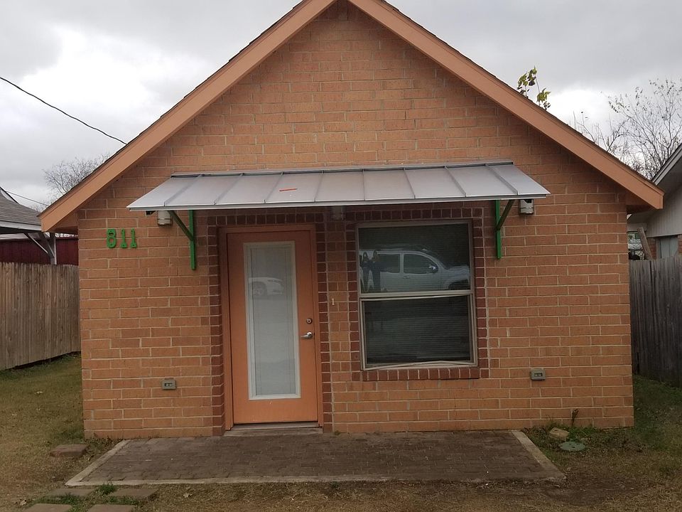 1st image of 811 N Wood St