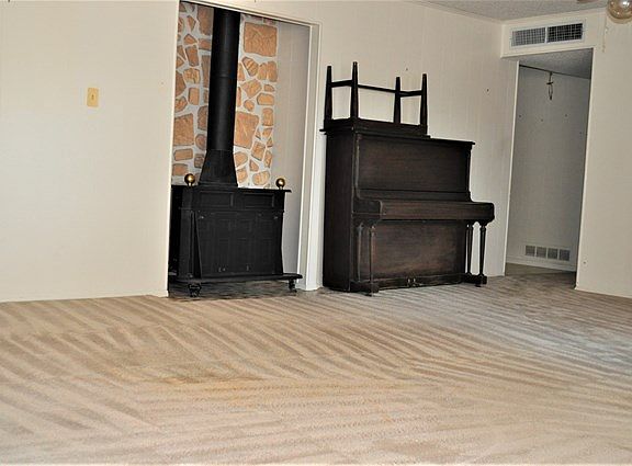 2nd image of 4408 Anetta Dr