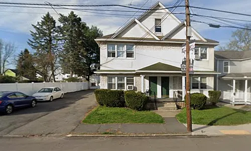 520 Oak St #2 Photo 1 520 Oak St #2 Photo 1