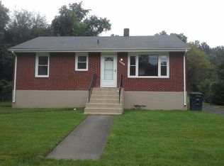 1904 Meadowbrook Rd NW, Roanoke, VA 24017