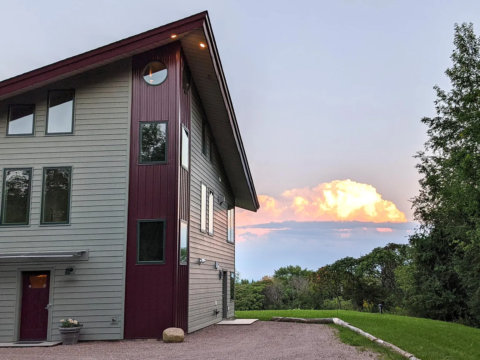 86 Town Line Rd — Photo 2