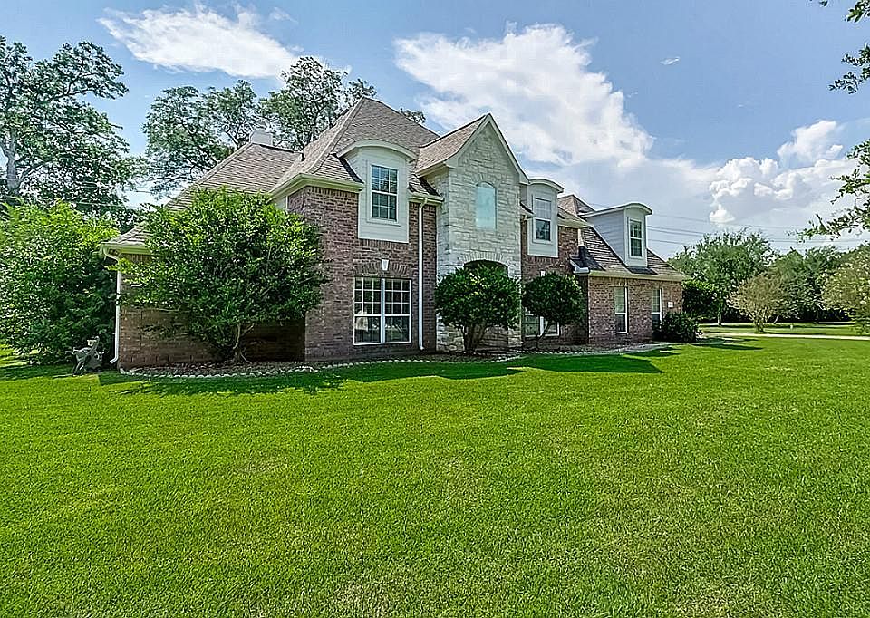 1st image of 4119 Pembrooke Way