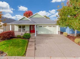 2128 SE Rhododendron Ave, Dallas, OR 97338