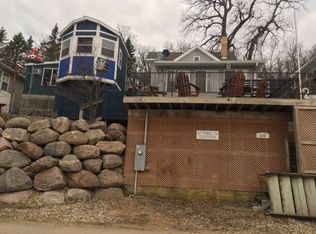 1168 Lake Dr, Big Stone City, SD 57216