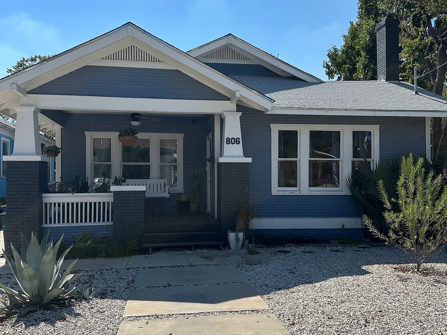 806 W French Pl — Photo 1