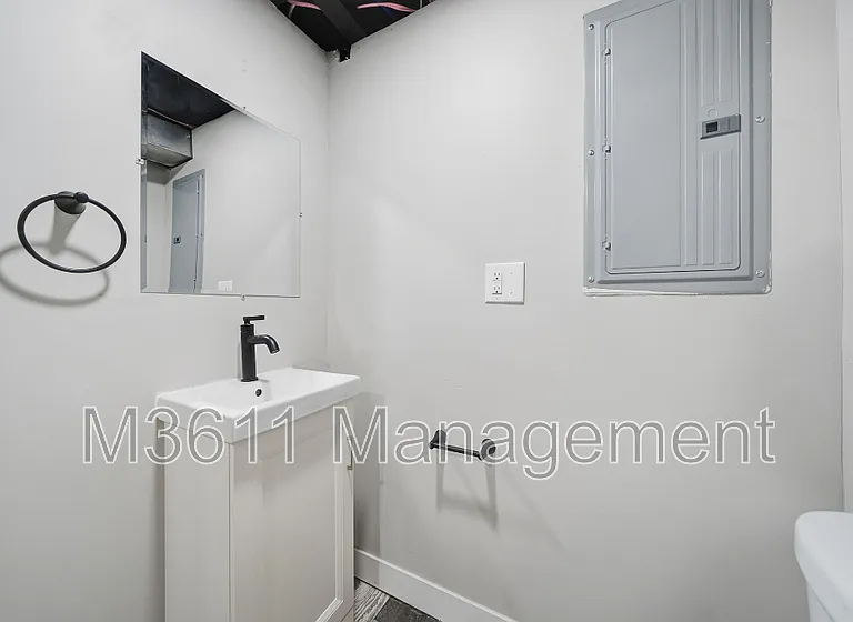 6928 Ballard Ave — Photo 21