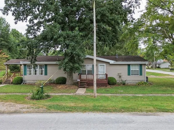 220 W Washington St, Medora, IL 62063