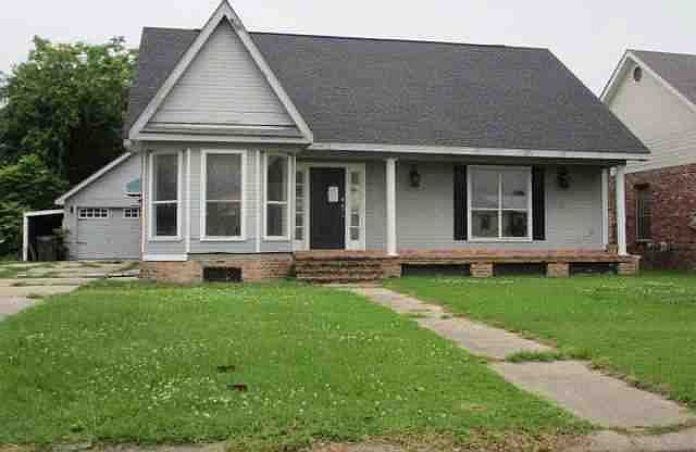 1st image of 234 Winfield Blvd