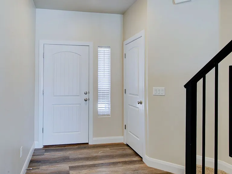 668 E Fiddlers Cove Dr #1 — Photo 8