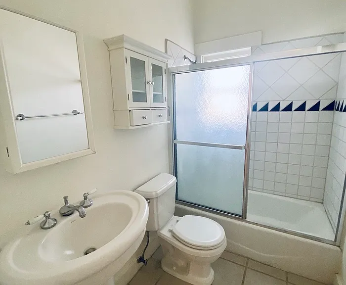 503 E University Blvd #4 — Photo 16