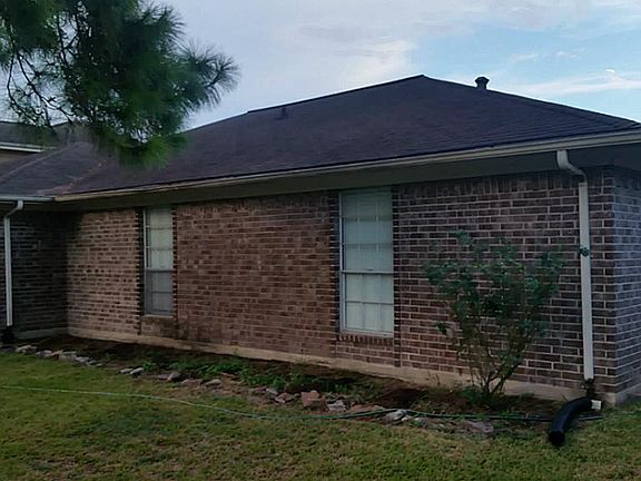 2nd image of 3614 Downing Cir