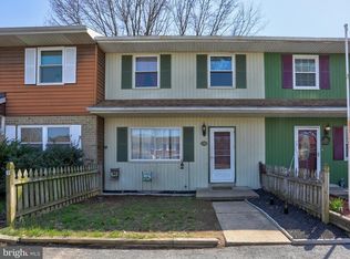 132 Maplewood Ln, Marietta, PA 17547