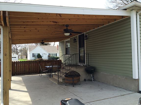 4th image of 2345 Woodlawn Ave