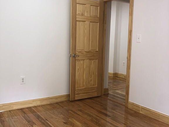 5th image of 85 Seaman Ave APT 1B