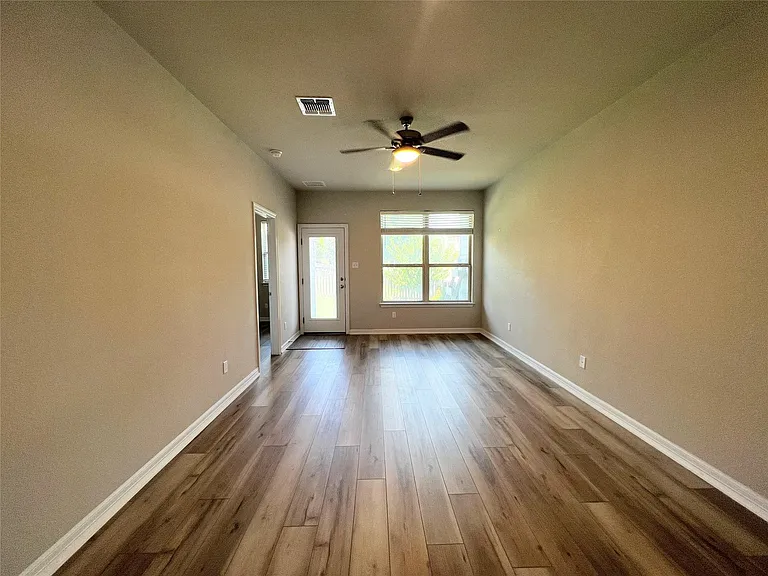 2101 Dillon Pond Ln #B — Photo 32