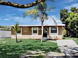 67 Davis Rd, Palm Springs, FL 33461