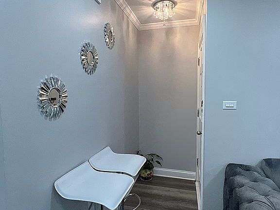 4th image of 6507 N California Ave #1E