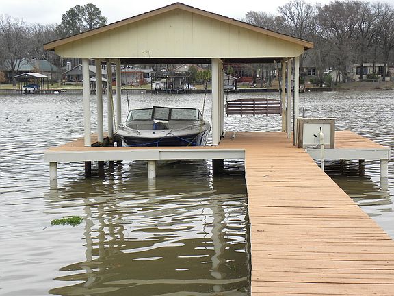 2nd image of 130 Tara Trace Dr