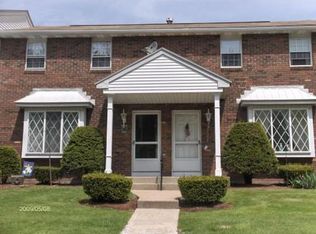 84 Fuller St APT 5, Ludlow, MA 01056