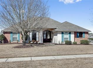 519 Oak Point Dr, La Place, LA 70068