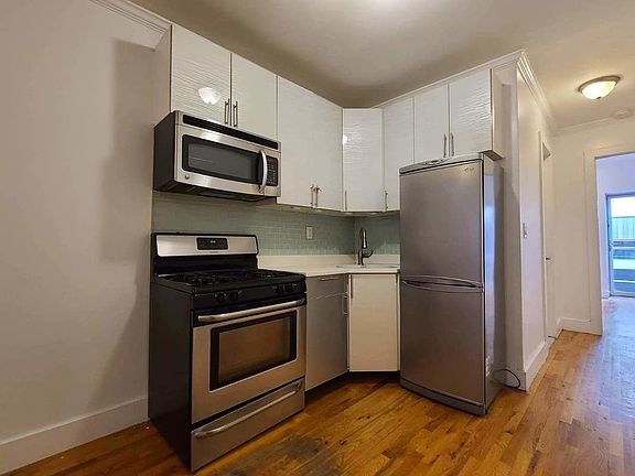 4th image of 346 E 110th St #1