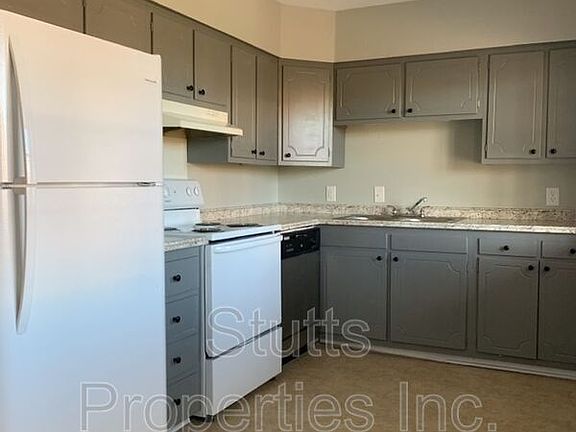 2nd image of 1975 Darby Dr APT A-6