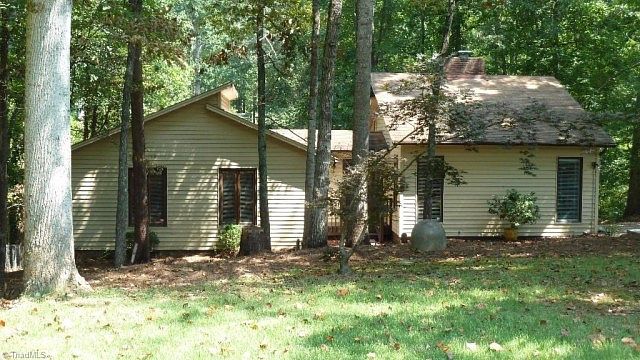 1st image of 2410 Burnette Dr