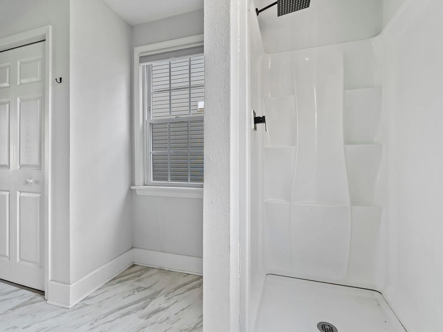ROOM Rental Private bathroom — Photo 3