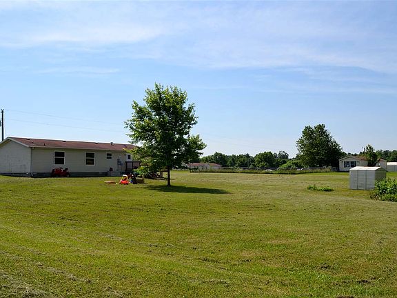 2nd image of 4093 N Beech Creek Ln
