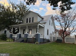 1319 Harding Ave, Hershey, PA 17033