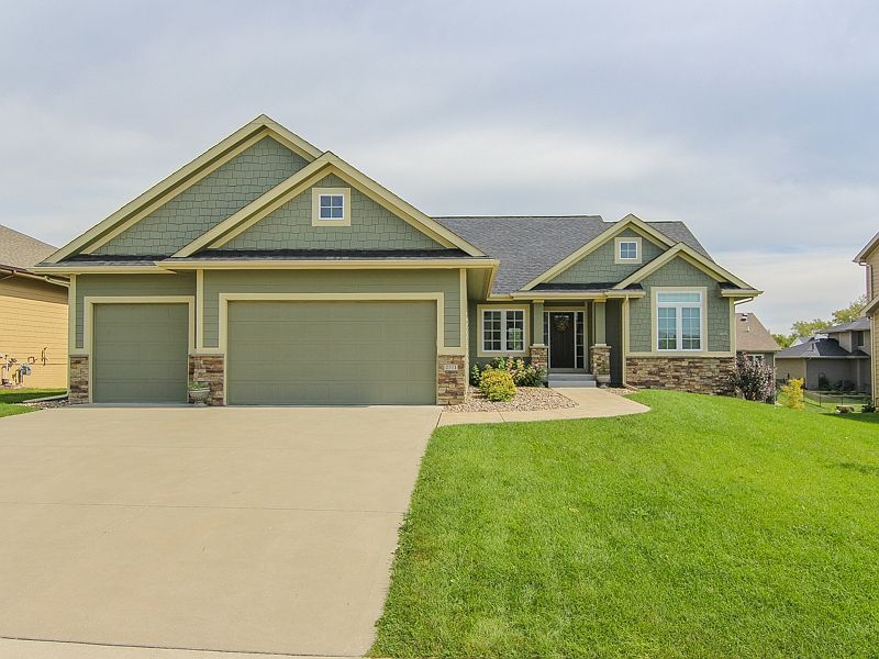 2771 NW 165th St, Clive, IA 50325 Zillow