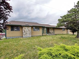 18415 NE Marine Dr, Portland, OR 97230