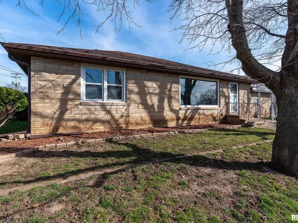 1401 10th Ave, Fulton, IL 61252