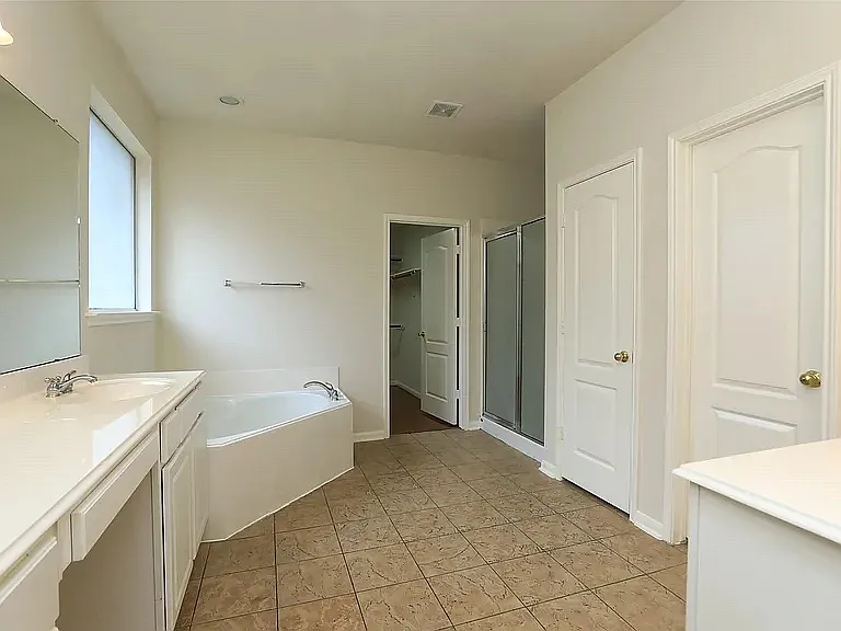 6523 Trenton Lake Ln — Photo 8
