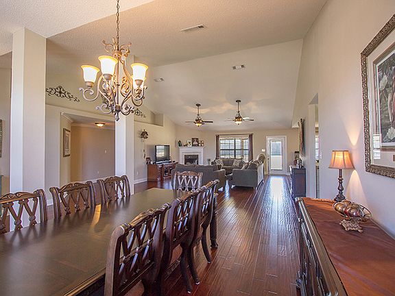 5th image of 11322 Camelot Estates Dr