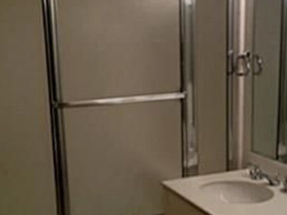 3rd image of 27 Nightingale Dr