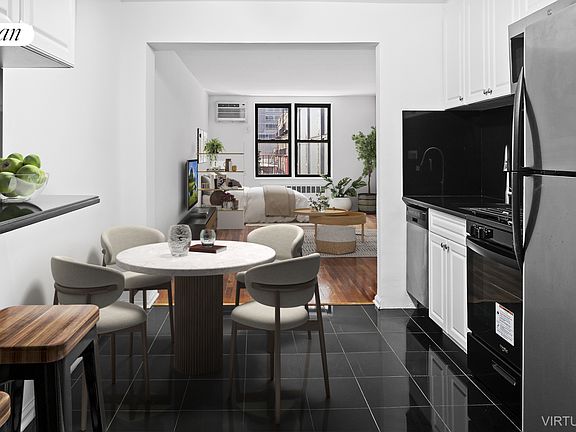 3rd image of 1420 York Ave APT 4L